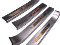 Door sills with illumination Continental Flying Spur